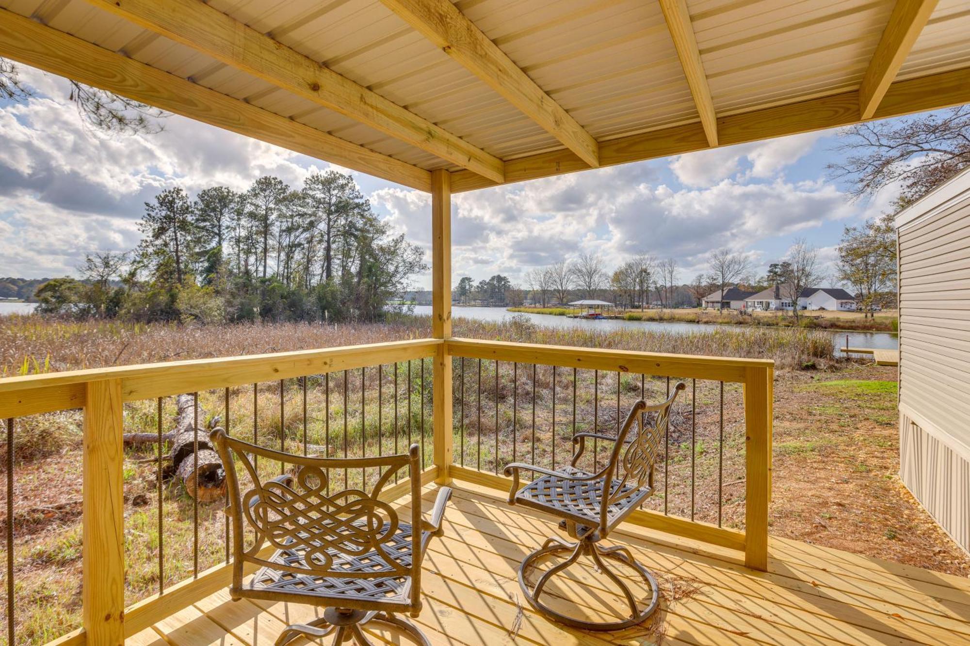 Lakefront Wetumpka Escape With Furnished Deck! Exterior foto